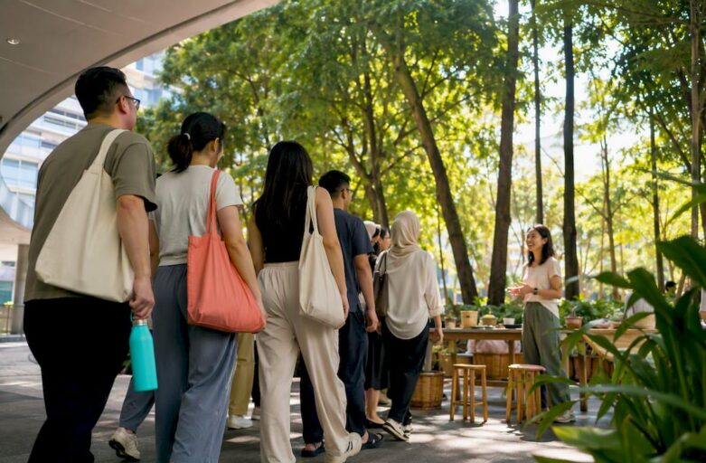 Attendees arriving at a sustainable Singapore event